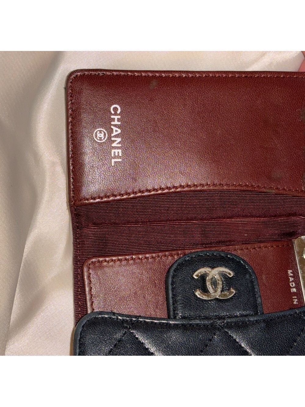 CHANEL Calfskin Black Soft Quilted Leather Key Case - Very good condition - Picture 6 of 14